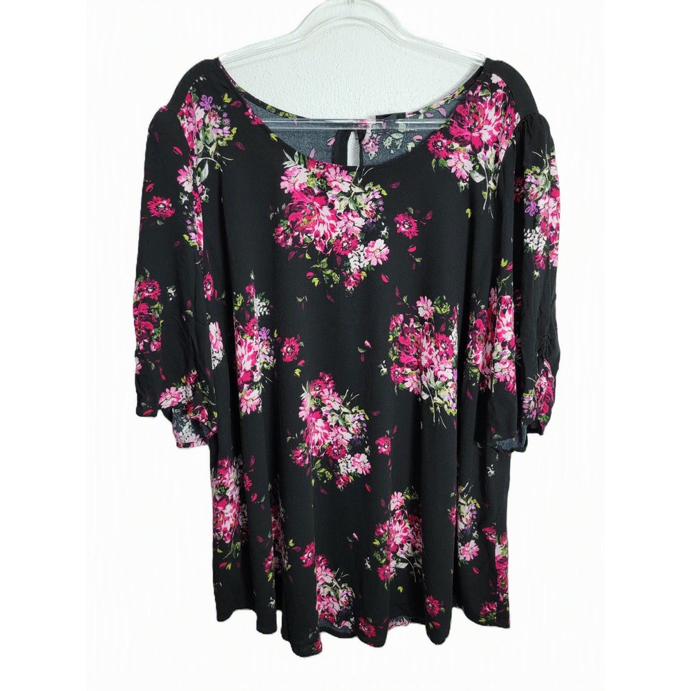 Torrid Womens 5X Blouse Black Pink Floral Short‎ Sleeve Rayon Keyhole Back